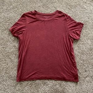 Burnt orange tee shirt